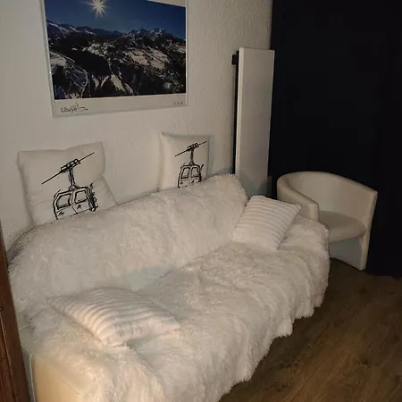 Super Sauze En Bas Des Pistes * Enchastrayes