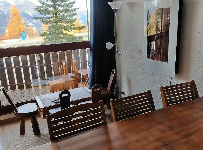 Lägenhet Super Sauze En Bas Des Pistes Enchastrayes