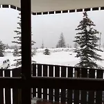 Super Sauze En Bas Des Pistes *