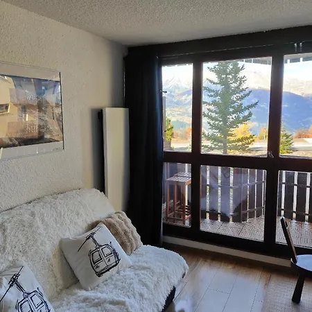 Super Sauze En Bas Des Pistes