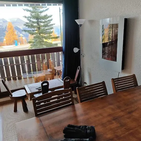 Apartment Super Sauze En Bas Des Pistes Enchastrayes