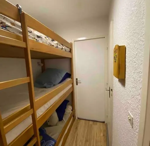 Super Sauze En Bas Des Pistes Enchastrayes